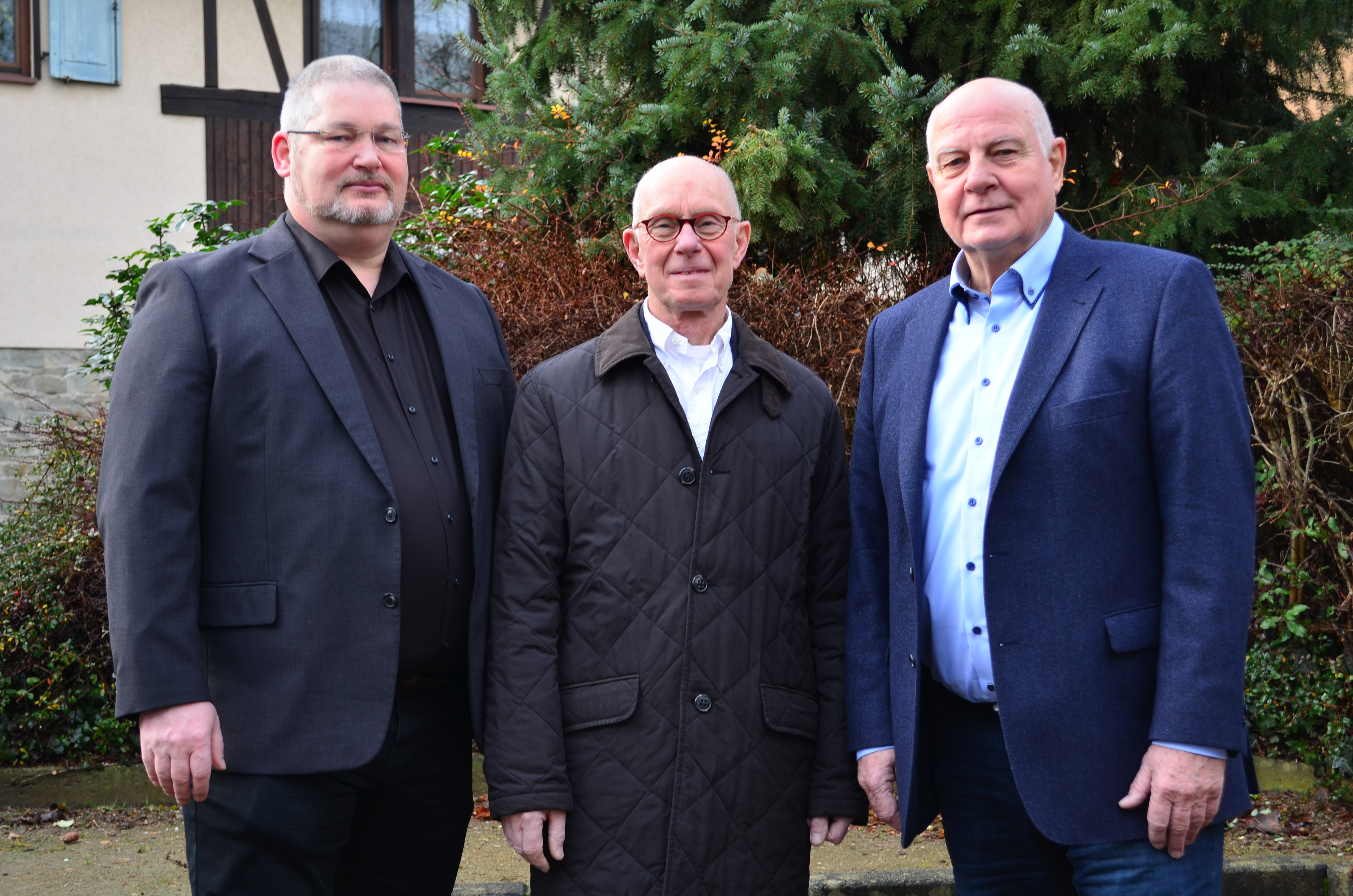 Der alte und neue Vorstand v.l.n.r.: Gerd Buorda, Walter Horz, Dieter Kurth