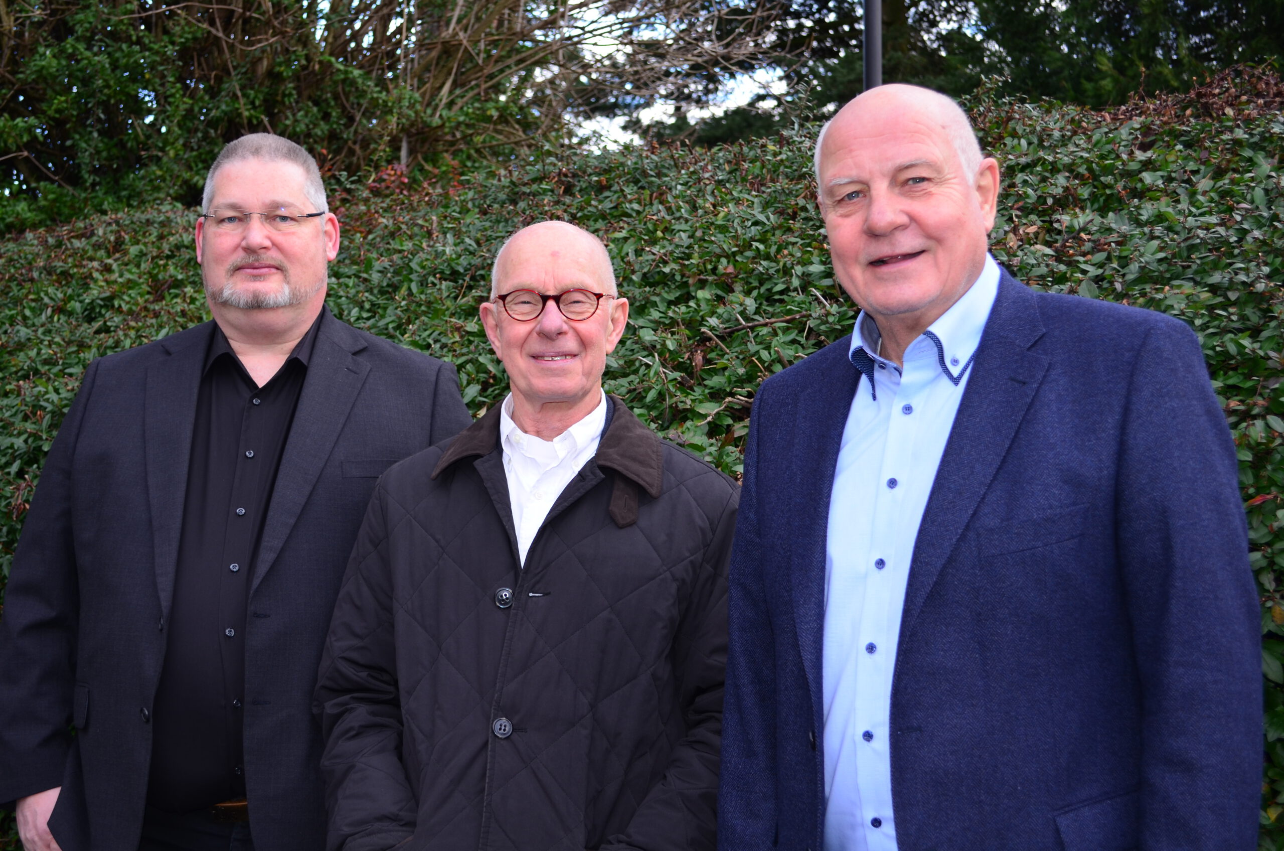 Der alte und neue Vorstand v.l.n.r.: Gerd Bourda, Walter Horz, Dieter Kurth